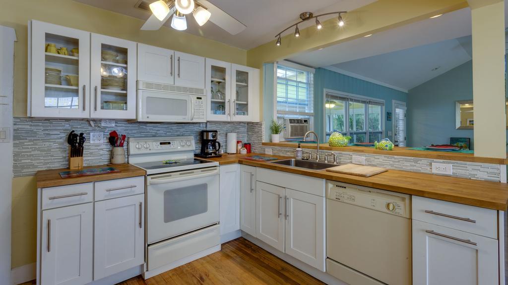 Pag Beachhouse Rentals St. Pete Beach Extérieur photo
